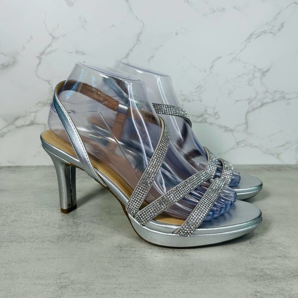 naturalizer platform heels